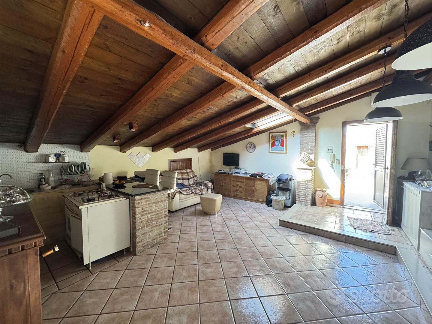 Apartment in Valverde, Morgioni - Altro