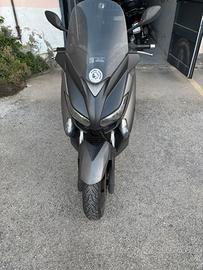 Yamaha X-max 2500