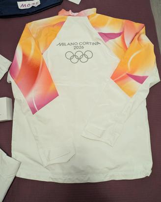 set completo divisa tedoforo Milano cortina 2026