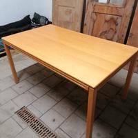 Tavolo in legno