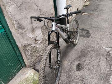 Stumpjumper EVO Elite Alloy 2023