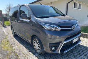 Toyota Proace Verso 9 POSTI Traveller Jumpy