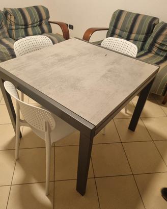  due divani molto belli in ciliegio e tessuto