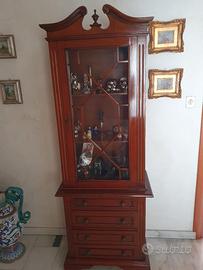 Elegante Vetrinetta - Cristalliera in Stile Ingles