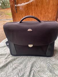 Elegante borsa da lavoro ventiquattrore Samsonite!