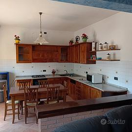 cucina arte povera in noce prezzo trattabile 