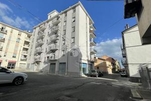 MAGAZZINO A CORIGLIANO-ROSSANO