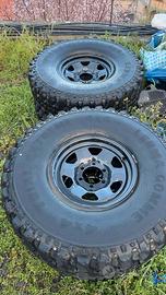 Gomme 9 00 con cerchi