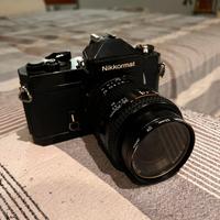 Macchina fotografica NIKKORMAT NIKON analogica
