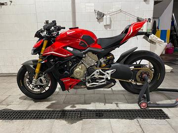 Ducati Streetfighter V4S