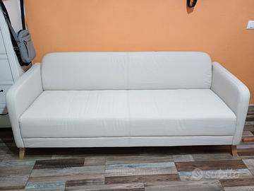 Divano 3 posti + 2 poltrone