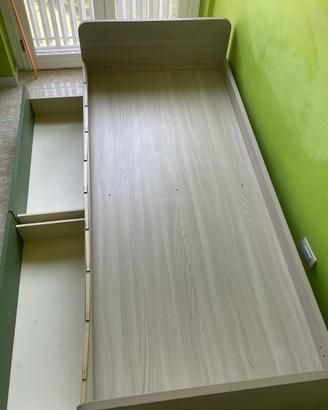 Letto singolo con cassetti