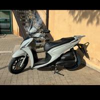 Kymco People S 150 i ABS