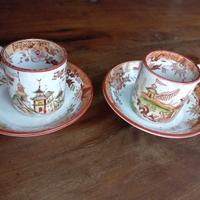 Coppia di tazzine da caffè e piattini antichi