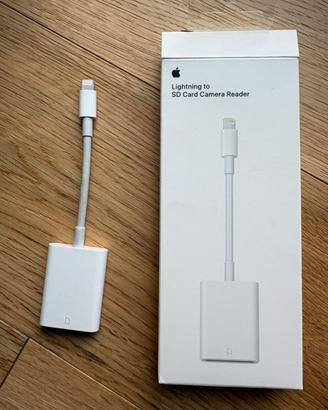 Apple lightning to SD Card Camera reader