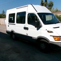 Iveco Daily 35-13 c 2.3 td 9 posti con pedana per 