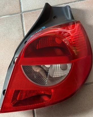 Fanale posteriore destro Renault Clio 3 2005-2009