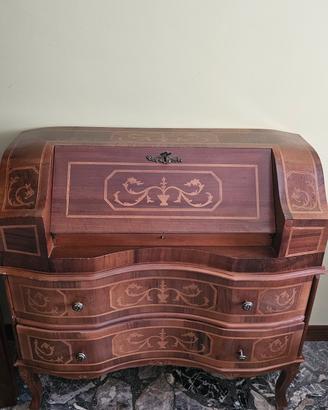 Como' in legno in Stile Veneziano