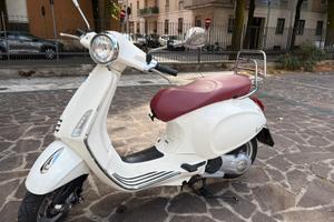 Vespa Primavera 150 i.e.