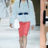 Max Mara gonna sfilata