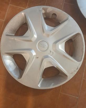 copricerchi da 16 ford fiesta 