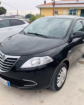 Lancia Ypsilon 1.3 MJT 16V 95 CV 5 porte S&S Gold