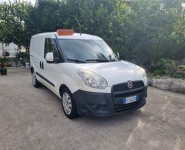 Fiat Doblo Doblò 1.4 T-Jet Natural Power PC-TN Car