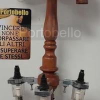 Codice: 265723 PORTA BOTTIGLIE IN LEGNO CON MAPPA