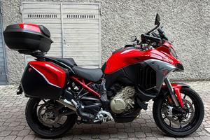 Multistrada V4S Travel&Radar