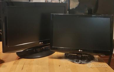 2 TV LCD LG  22  e 26 POLLICI  Con telecomando lg.