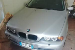 BMW 520i