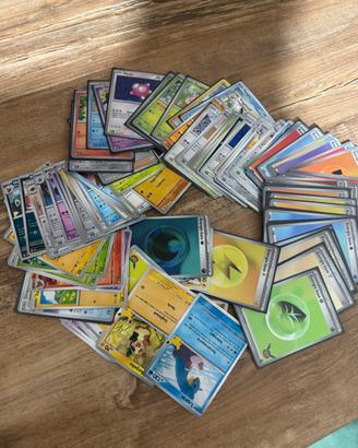 Carte pokemon lotto misto a sorpresa del 30 ann