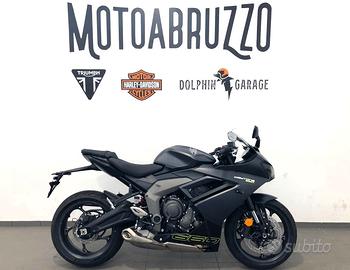 Triumph Daytona 660