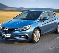 Opel astra, insignia per ricambi