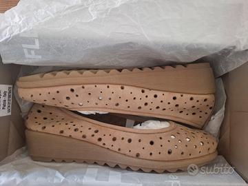 Ballerine in pelle con zeppa