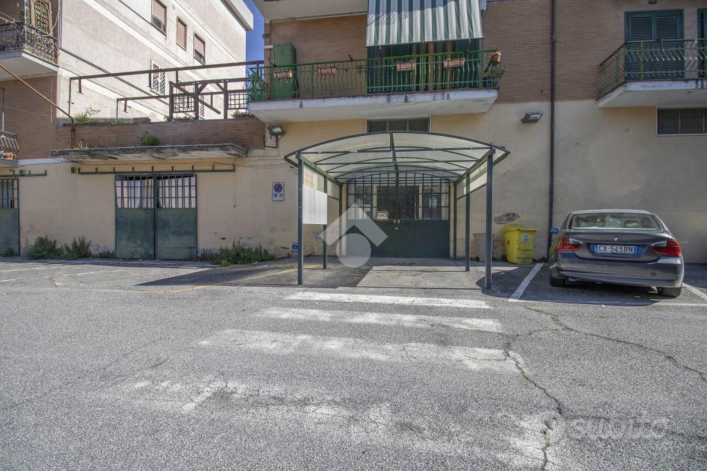 NEGOZIO A MORLUPO - Vista 2