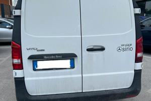 Mercedes benz vito 111 CDI
