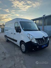 0453 FURGONE RENAULT MASTER 2018