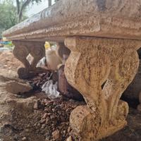 coppia  di  panche  in  travettino