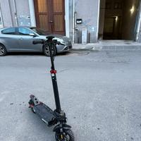 Monopattino elettrico iScooter  IX3 come nuovo