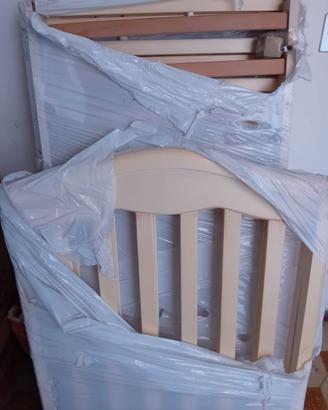 Culla in legno bianca in perfetto stato