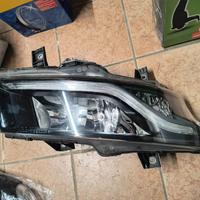 Faro anteriore destro Iveco S-way