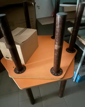 Banchi per a scuola