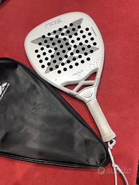 Racchetta padel