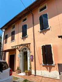 Casa, porzione terratetto con giardino