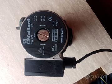 Pompa caldaia vp5 Vaillant grundfos