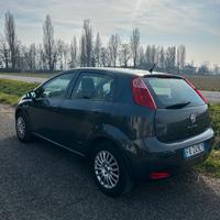 Fiat Punto 1.2 8V 5P Lounge 2015 4a serie