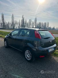 Fiat Punto 1.2 8V 5P Lounge 2015 4a serie