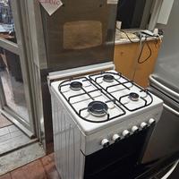 cucina 4 fuochi + forno a gas o elettrica