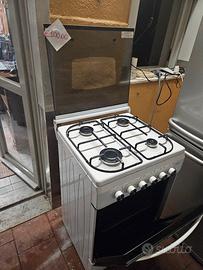 cucina 4 fuochi + forno a gas o elettrica